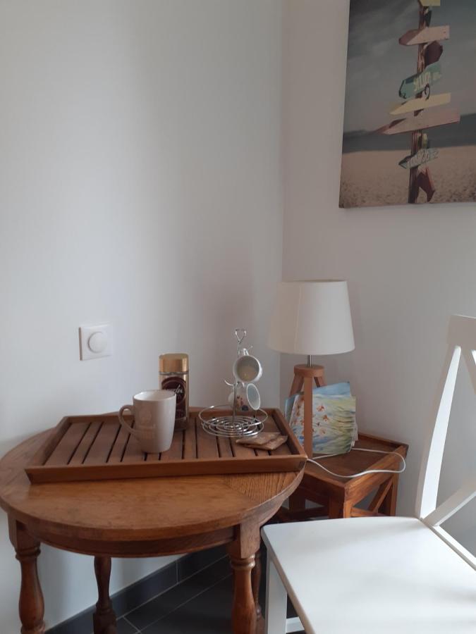 Chambre Privee Au Coeur D'Une Pinede Dans Un Quartier Residentiel 호텔 Lézignan-Corbières 외부 사진